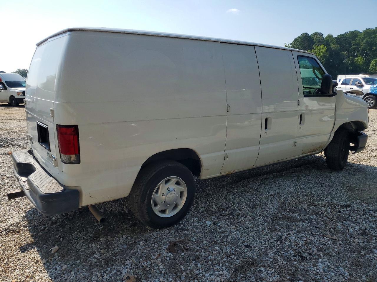 2014 Ford Econoline E150 Van - Фото 3
