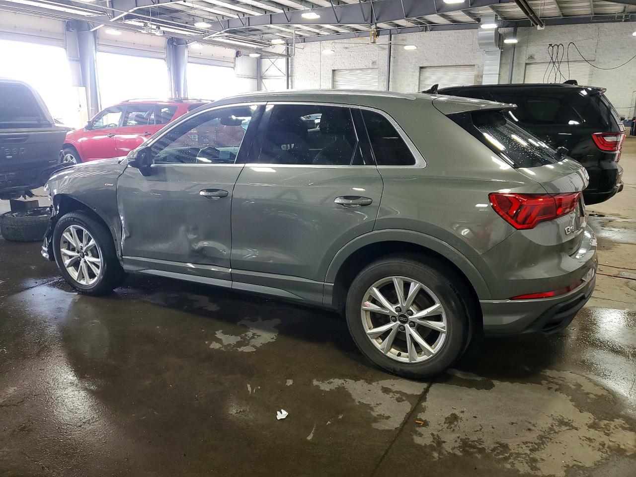 2023 Audi Q3 Premium S Line 45 - Фото 2