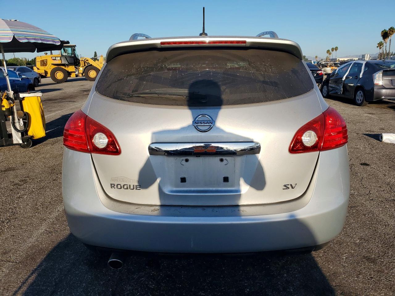 2011 Nissan Rogue S - Фото 6