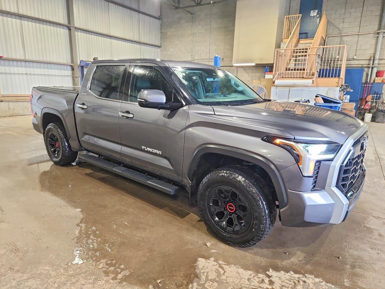 2023 Toyota Tundra Crewmax Limited - Фото 4