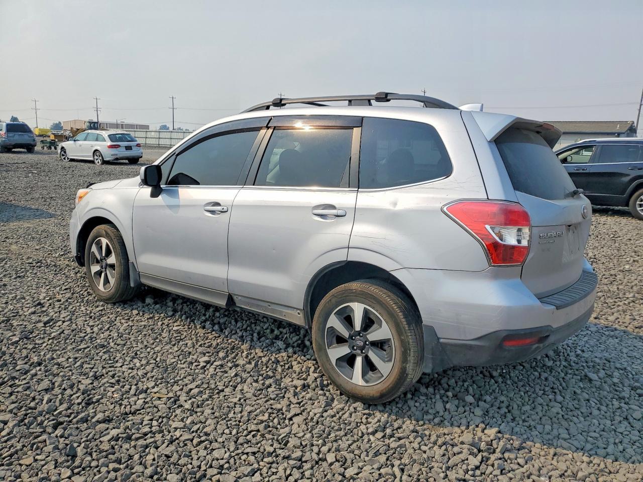 2016 Subaru Forester 2.5I Limited - Image 2