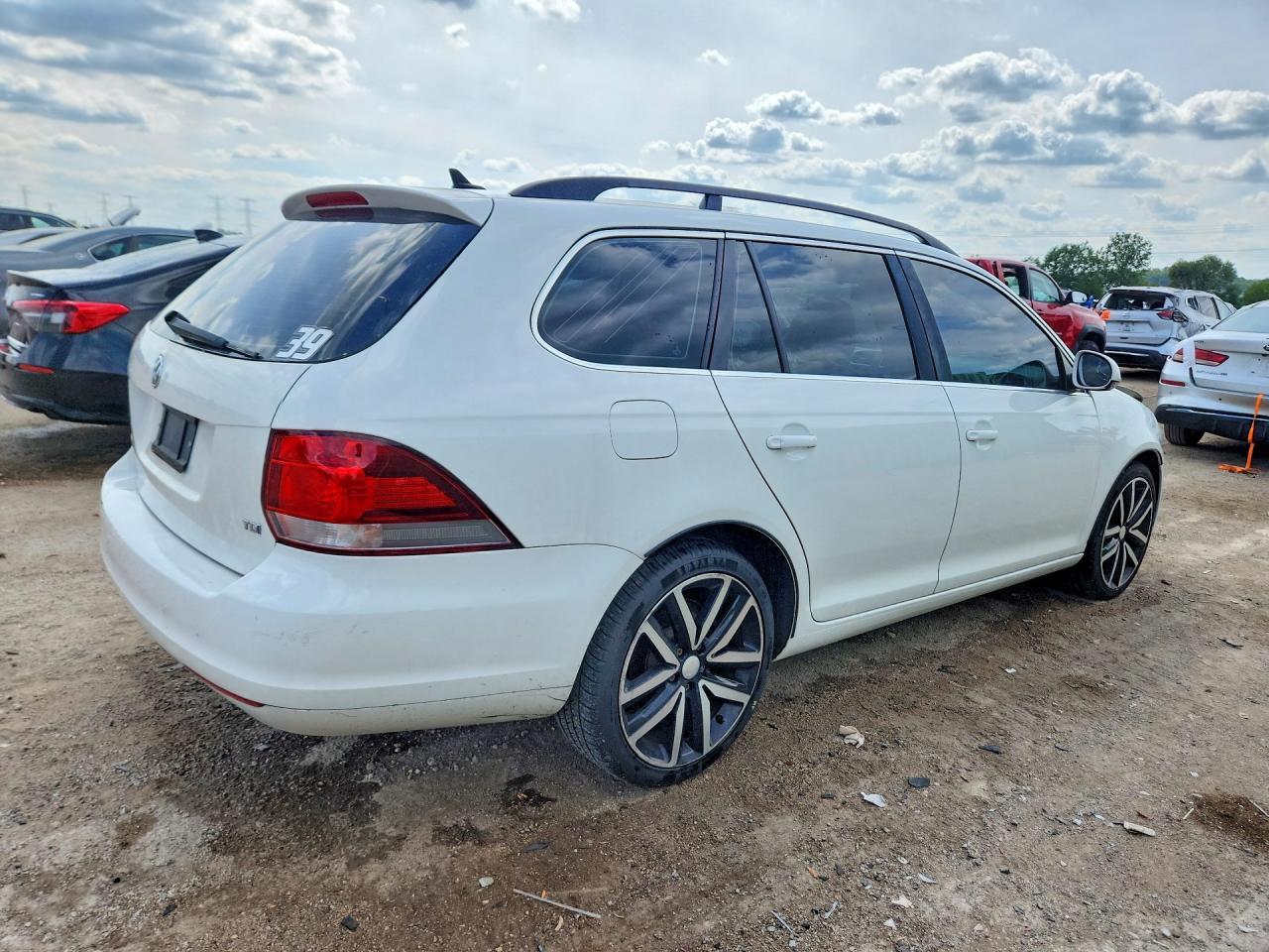2013 Volkswagen Jetta Tdi - Image 3
