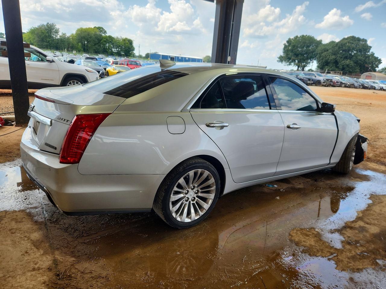 2018 Cadillac Cts Luxury - Image 3