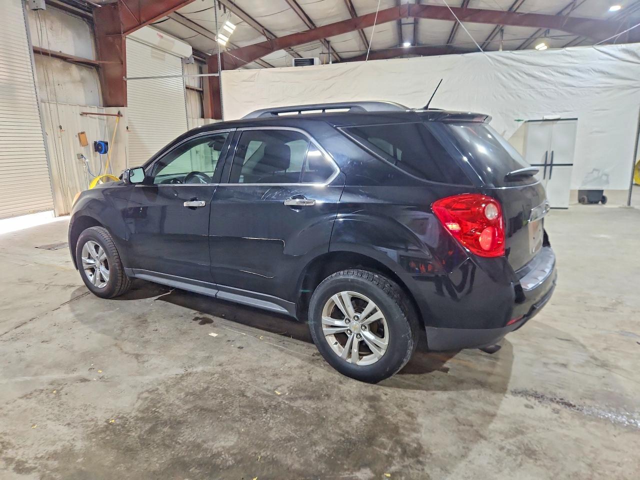 2014 Chevrolet Equinox Lt - Image 2