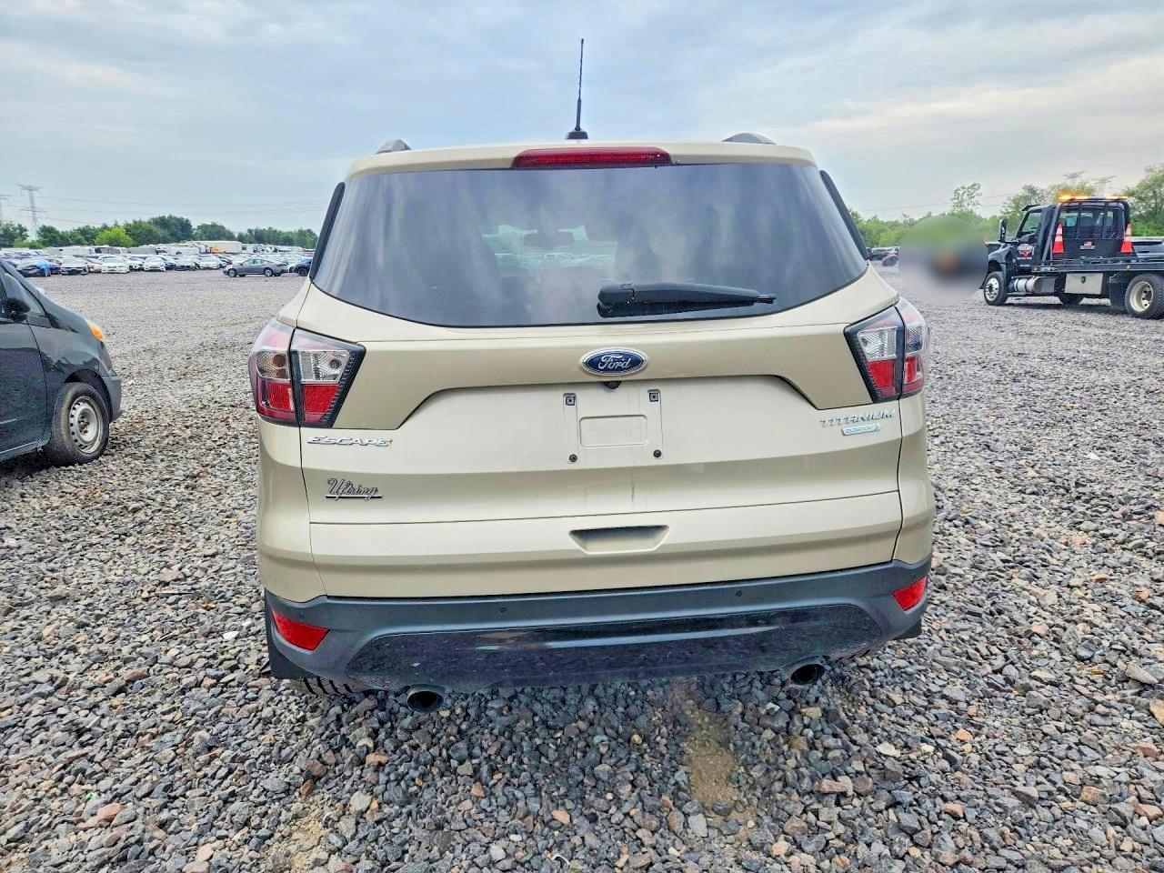 2017 Ford Escape Titanium - Фото 6