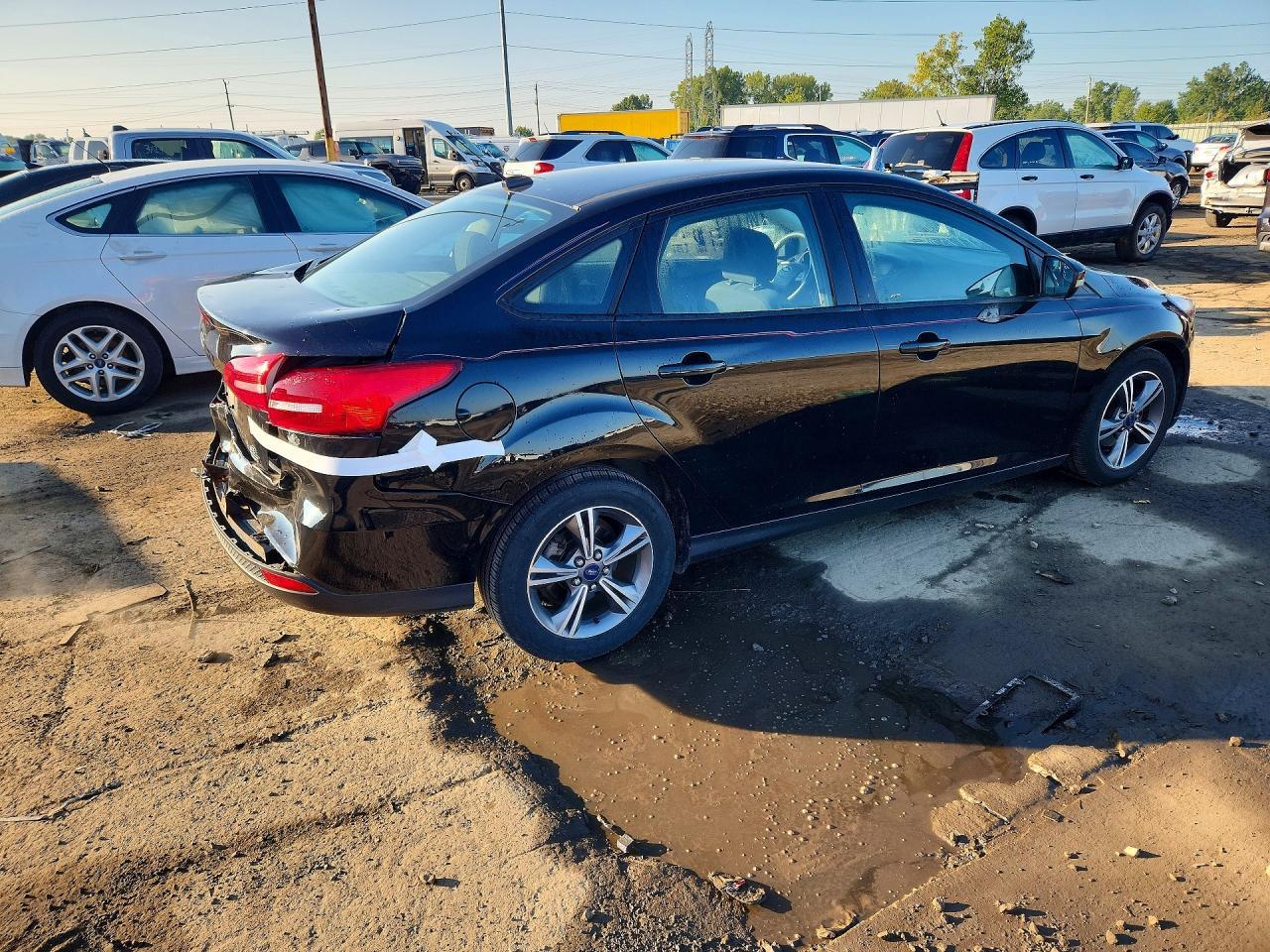 2017 Ford Focus Se - Фото 3