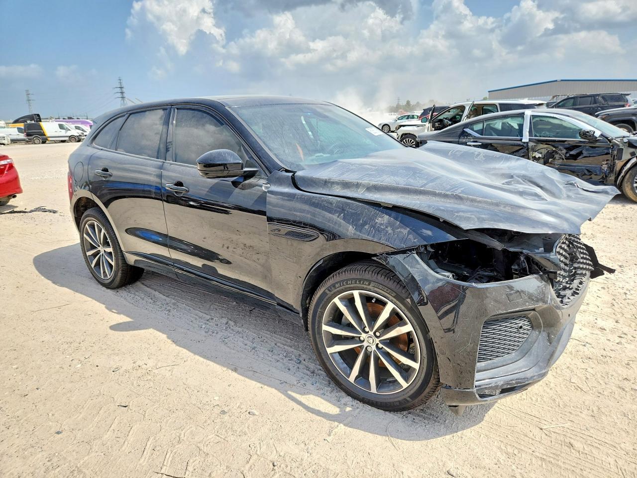 2025 Jaguar F-Pace R-Dynamic S - Фото 4