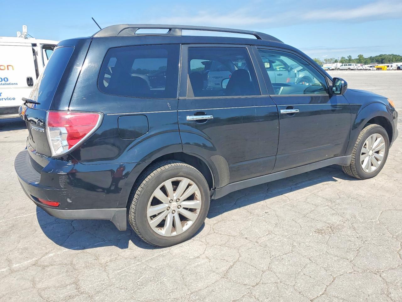 2011 Subaru Forester 2.5X Premium - Image 3