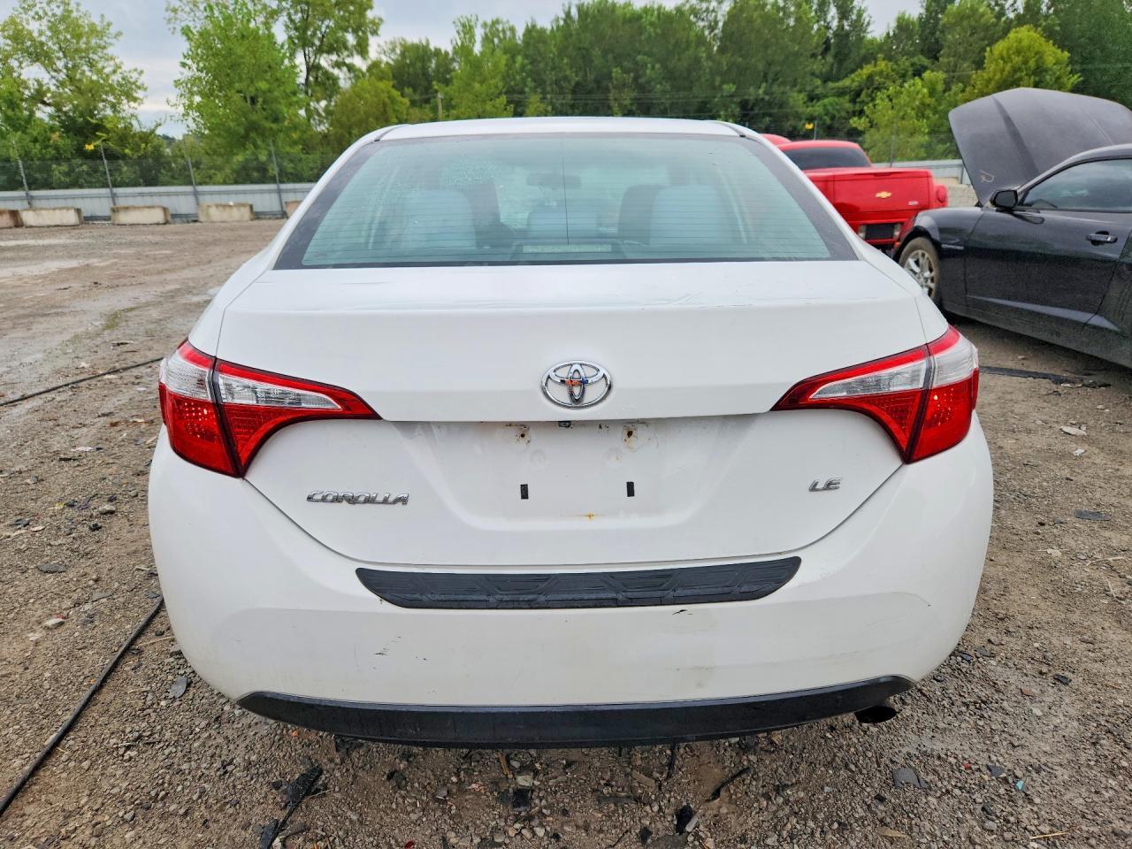 2015 Toyota Corolla Le - Фото 6