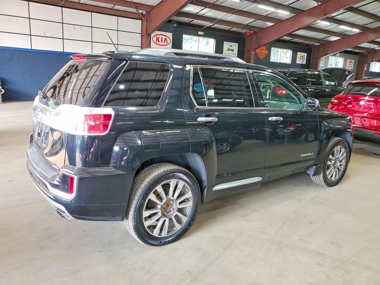 2016 GMC Terrain Denali - Фото 3