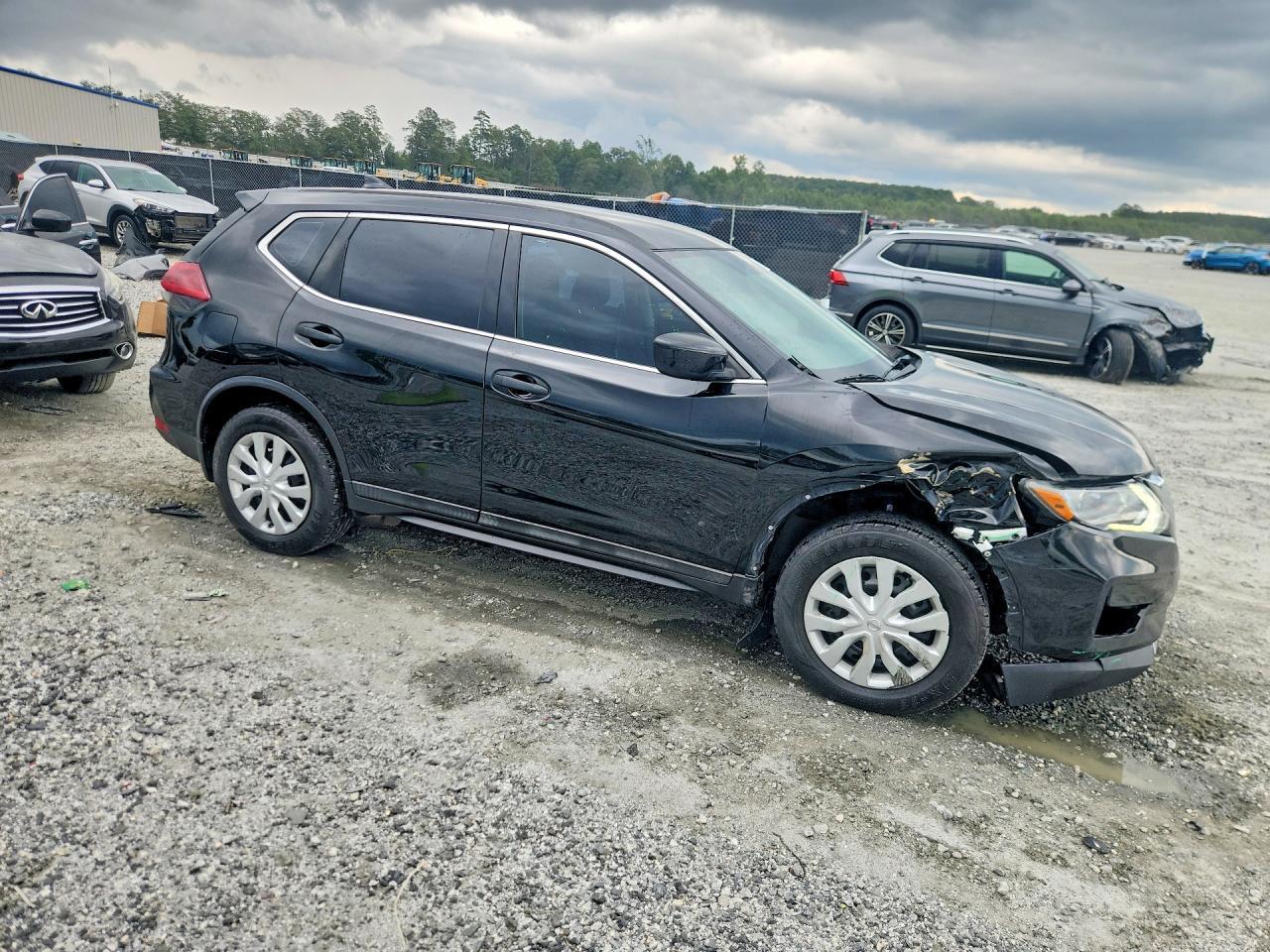 2018 Nissan Rogue S - Фото 4