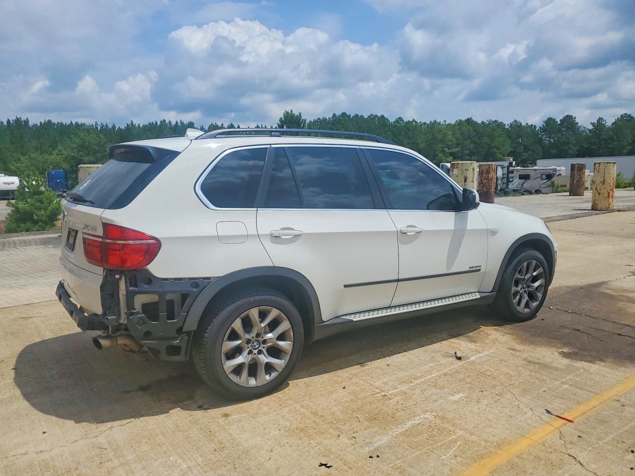 2013 BMW X5 xDrive35I - Фото 3