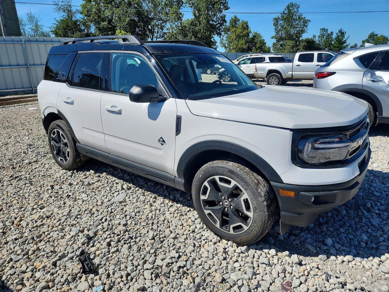 2024 Ford Bronco Sport Outer Banks - Image 4