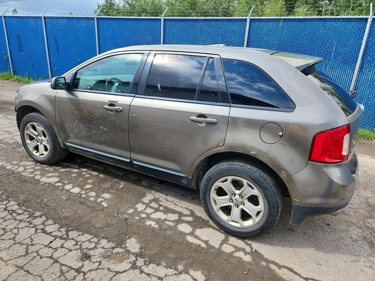 2014 Ford Edge Sel - Image 2