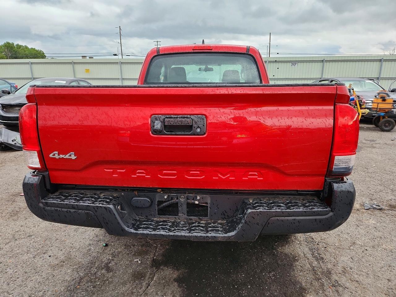 2017 Toyota Tacoma Sr - Фото 6