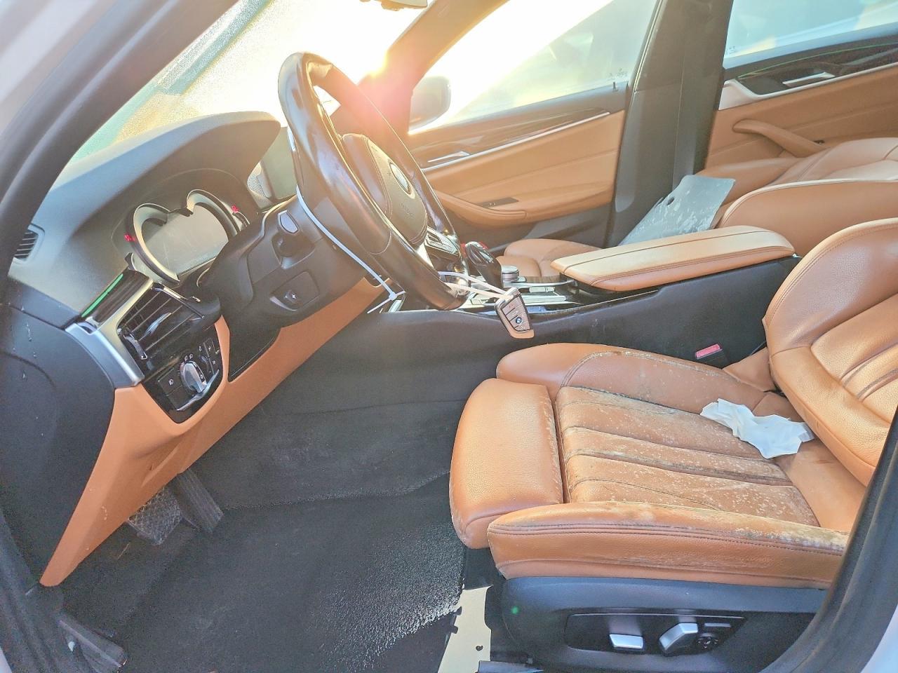2017 BMW 530 Xi - Фото 7