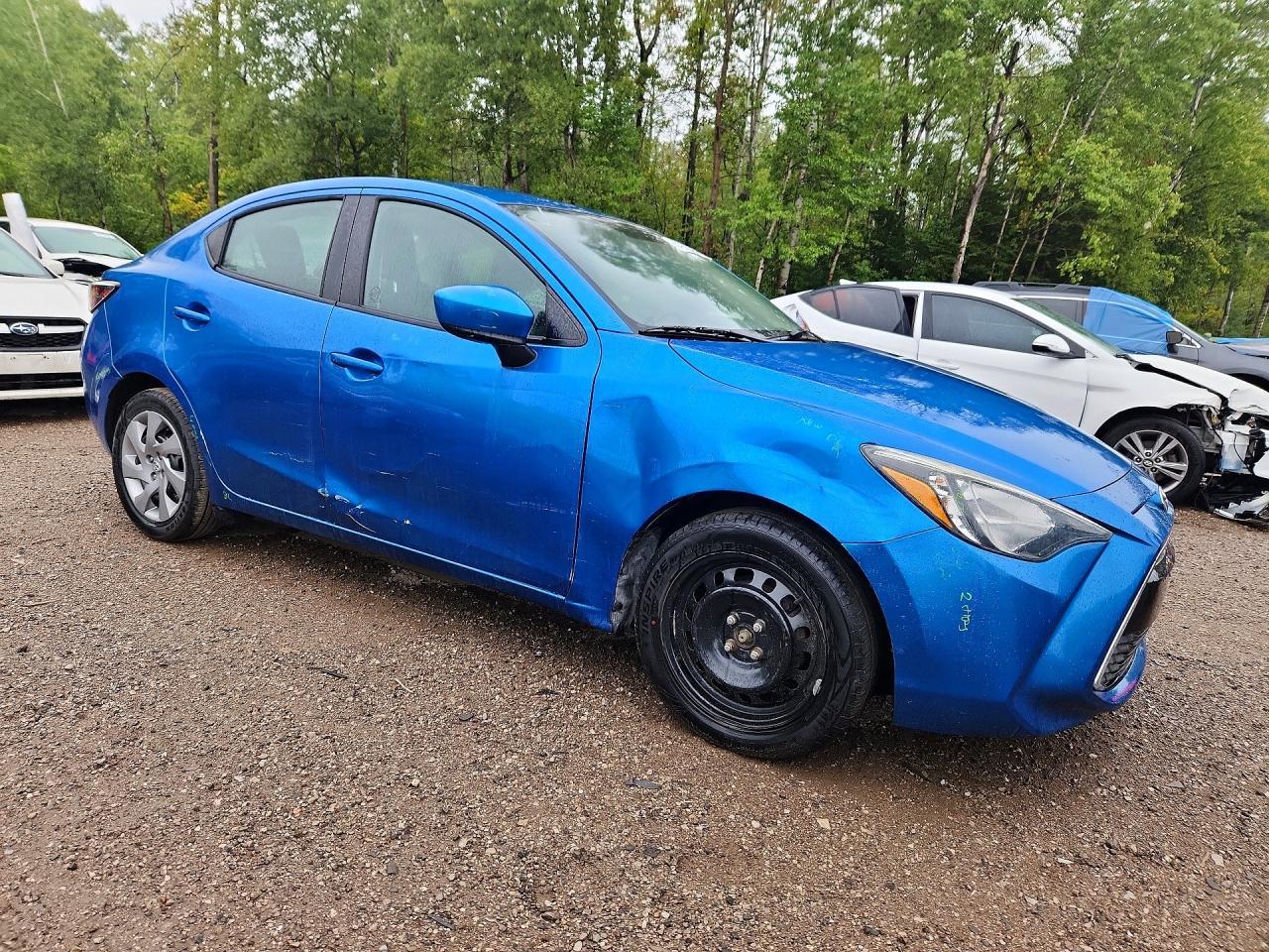2016 Toyota Yaris 4D - Image 4