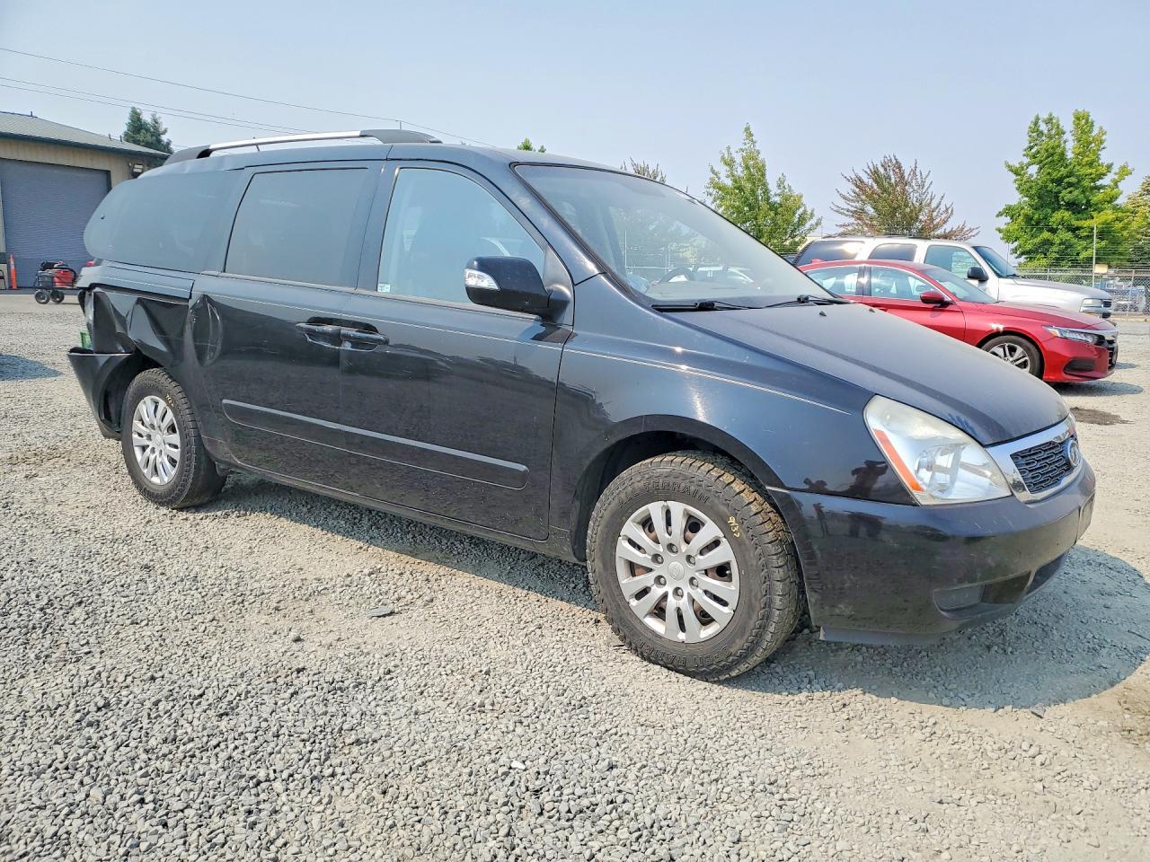2011 Kia Sedona Lx - Фото 4