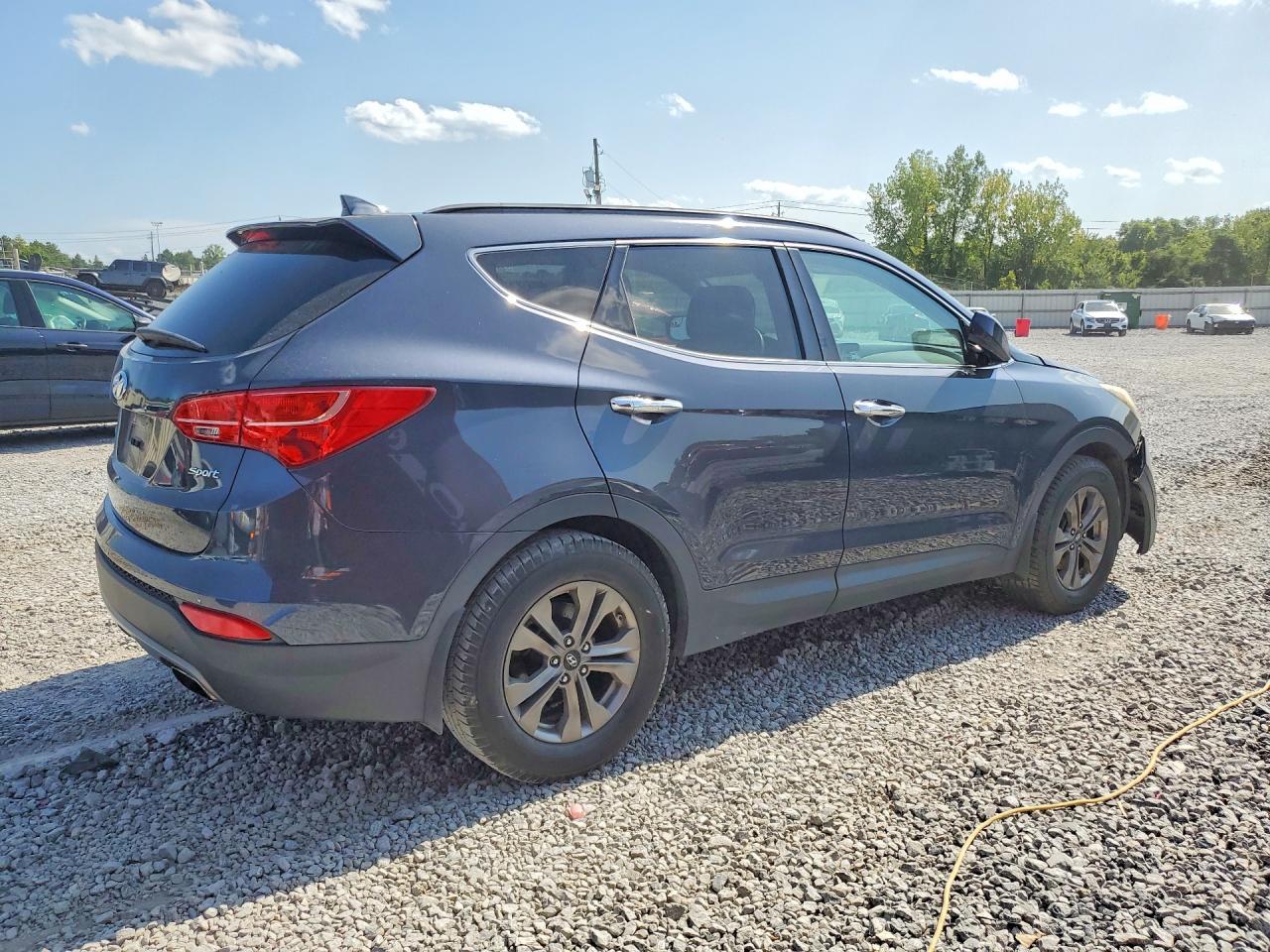 2015 Hyundai Santa Fe Sport 2.4L - Фото 3