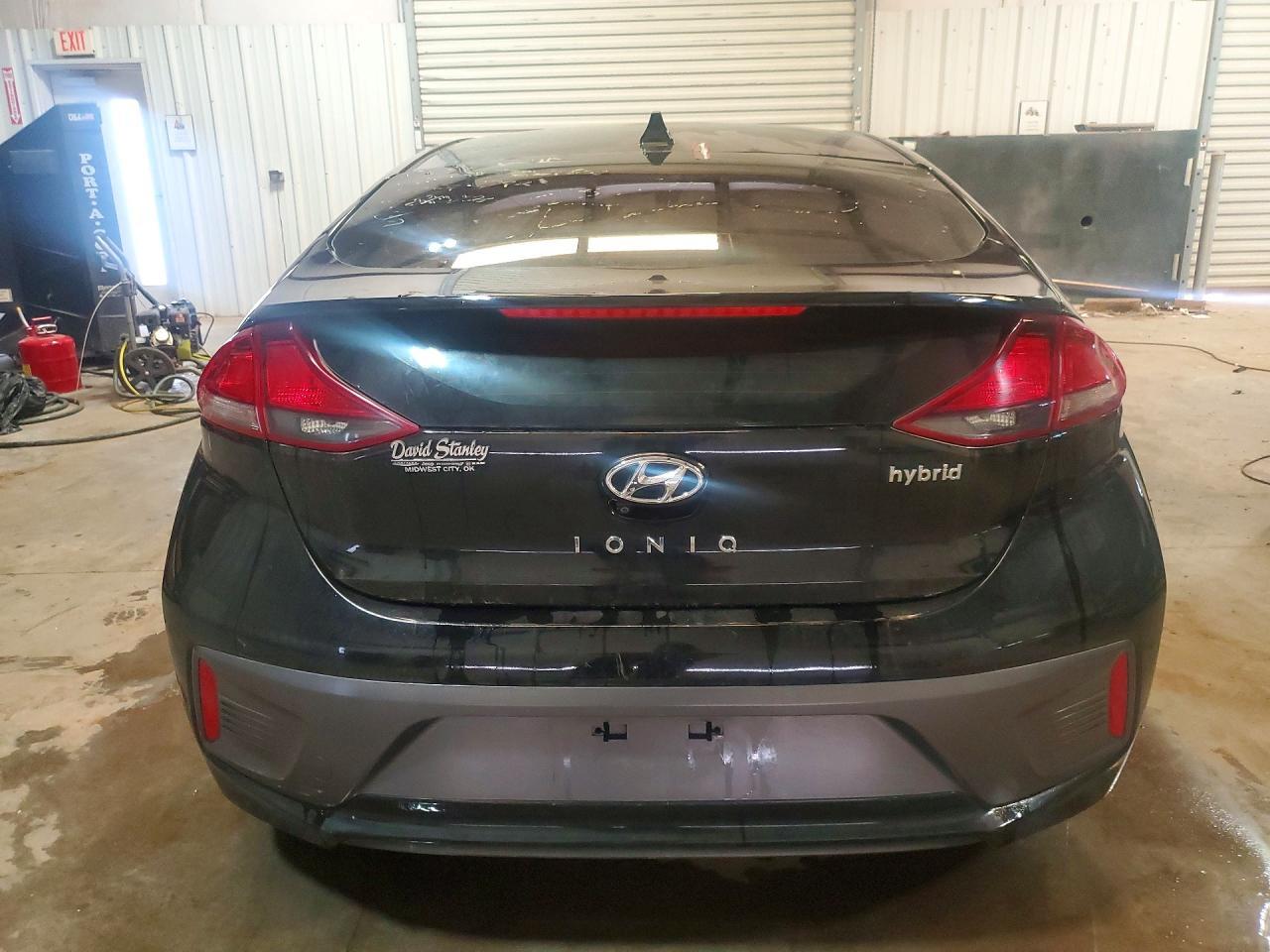 2020 Hyundai Ioniq Se - Фото 6