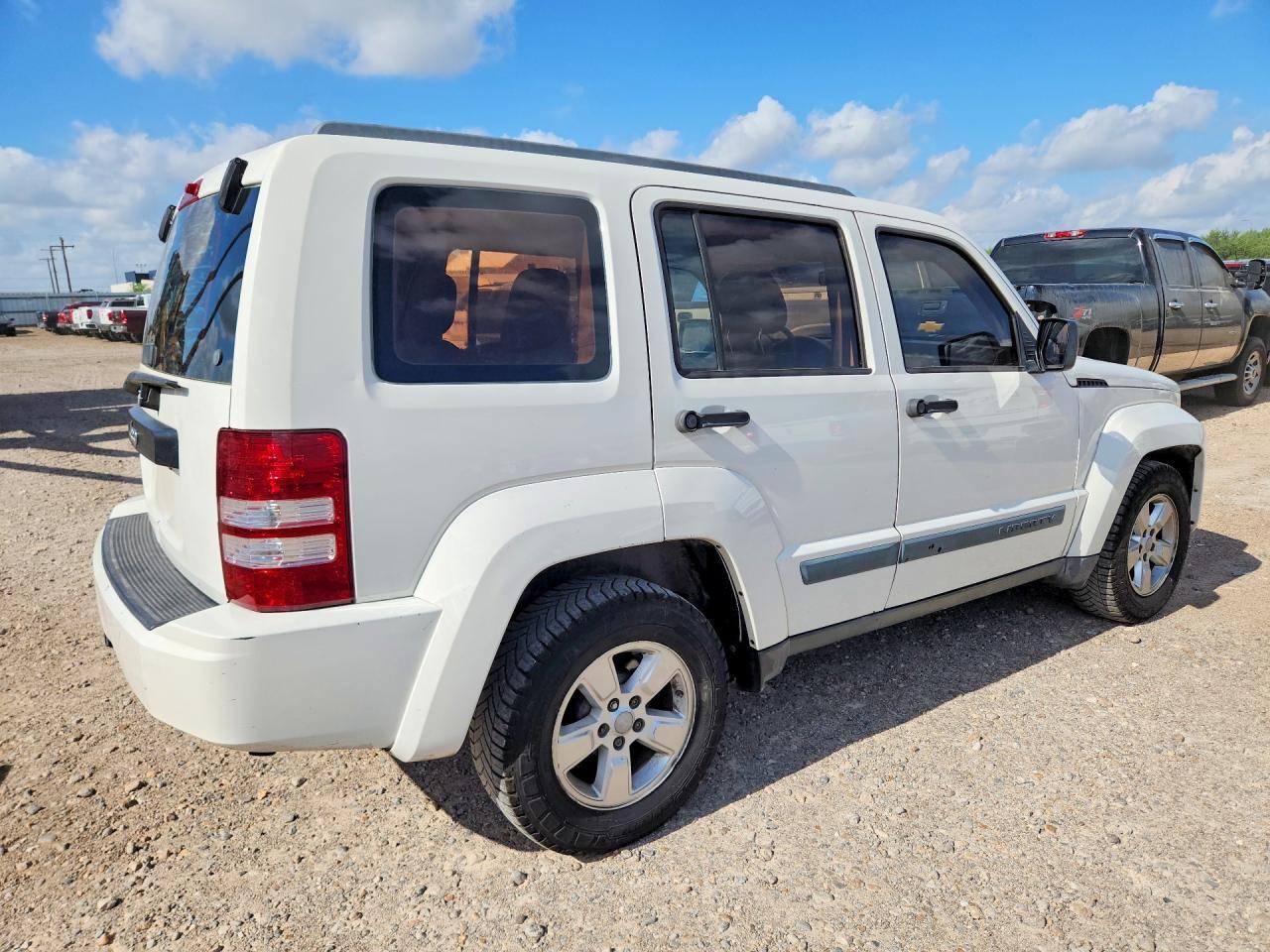 2010 Jeep Liberty Sport - Фото 3
