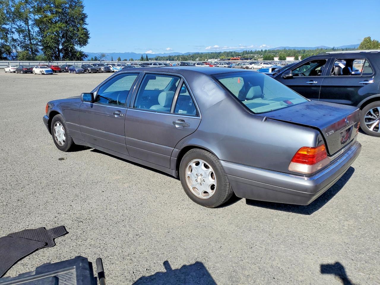 1995 Mercedes-Benz S 320 - Image 2
