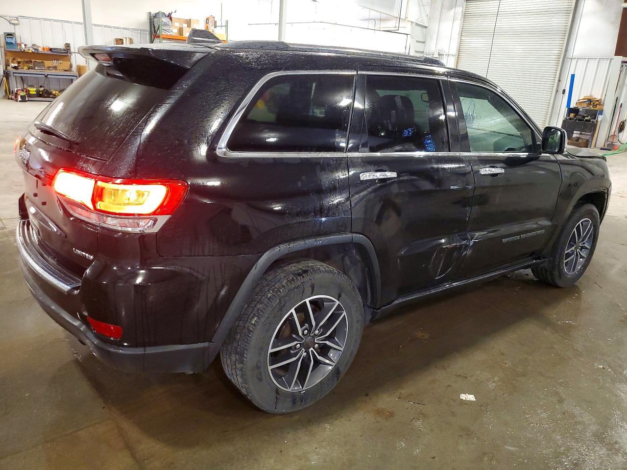 2019 Jeep Grand Cherokee Limited - Image 3
