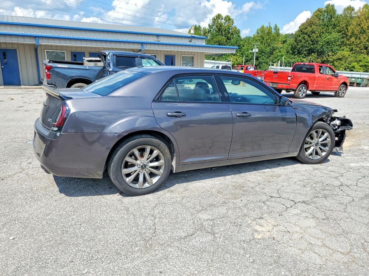 2014 Chrysler 300 S - Фото 3