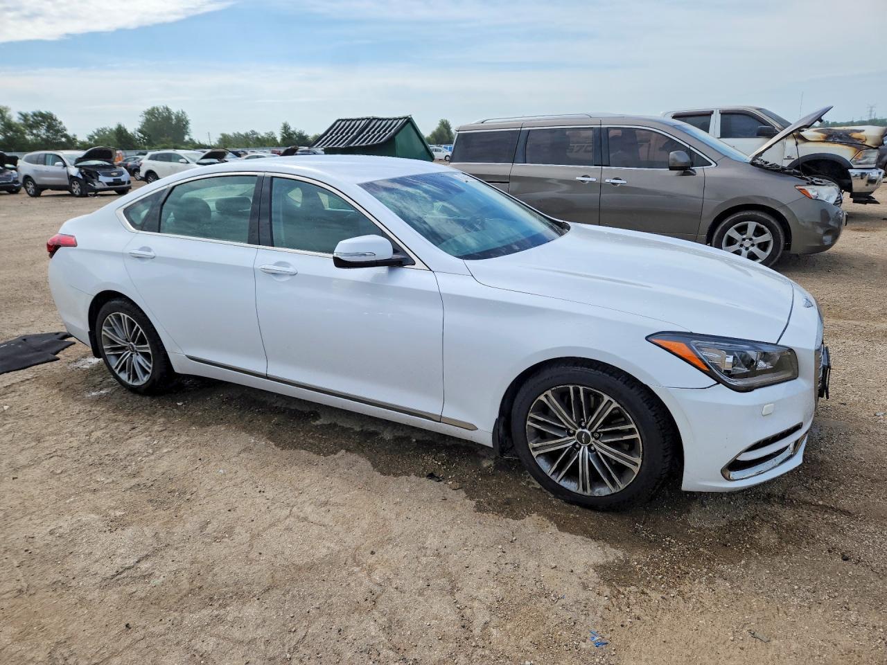 2018 Genesis G80 3.8 - Image 4