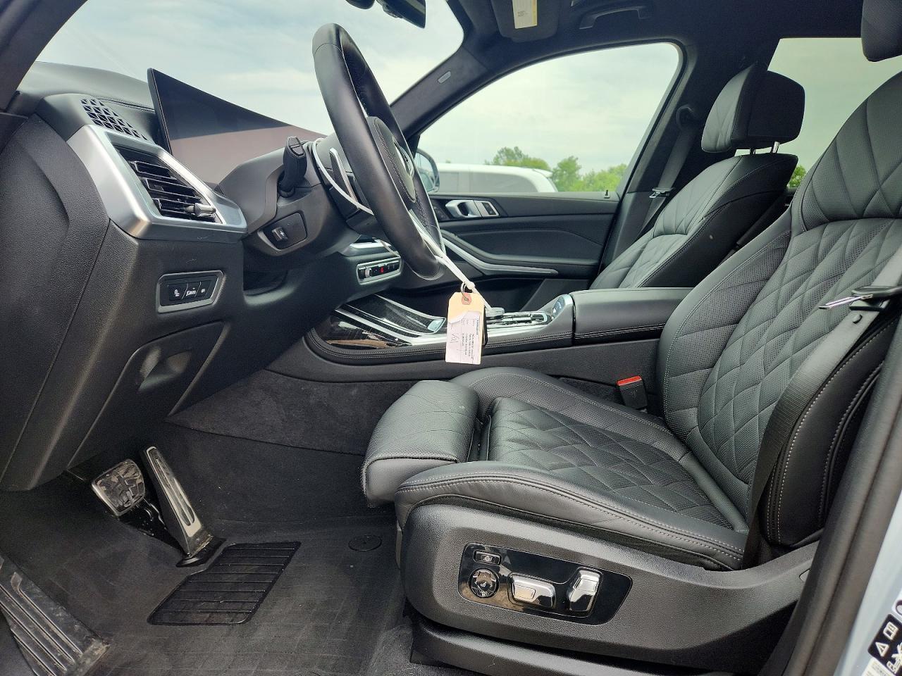 2025 BMW X7 xDrive40I - Фото 7