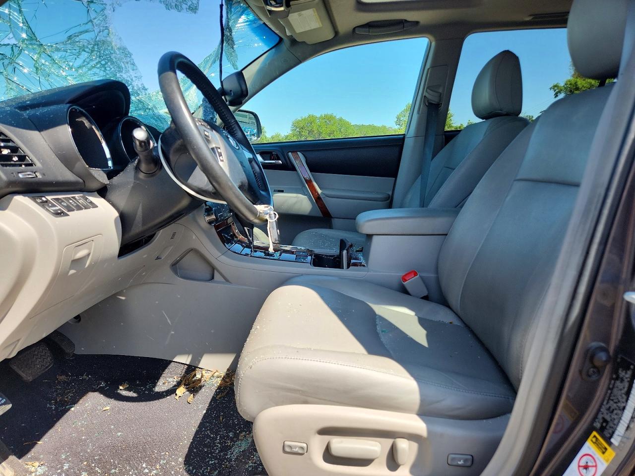 2013 Toyota Highlander Limited - Image 7
