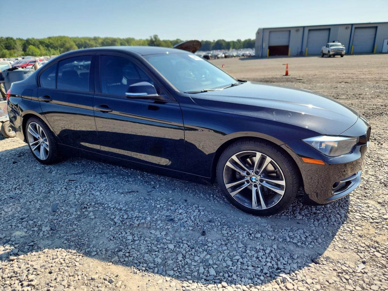 2015 BMW 328 I - Фото 4