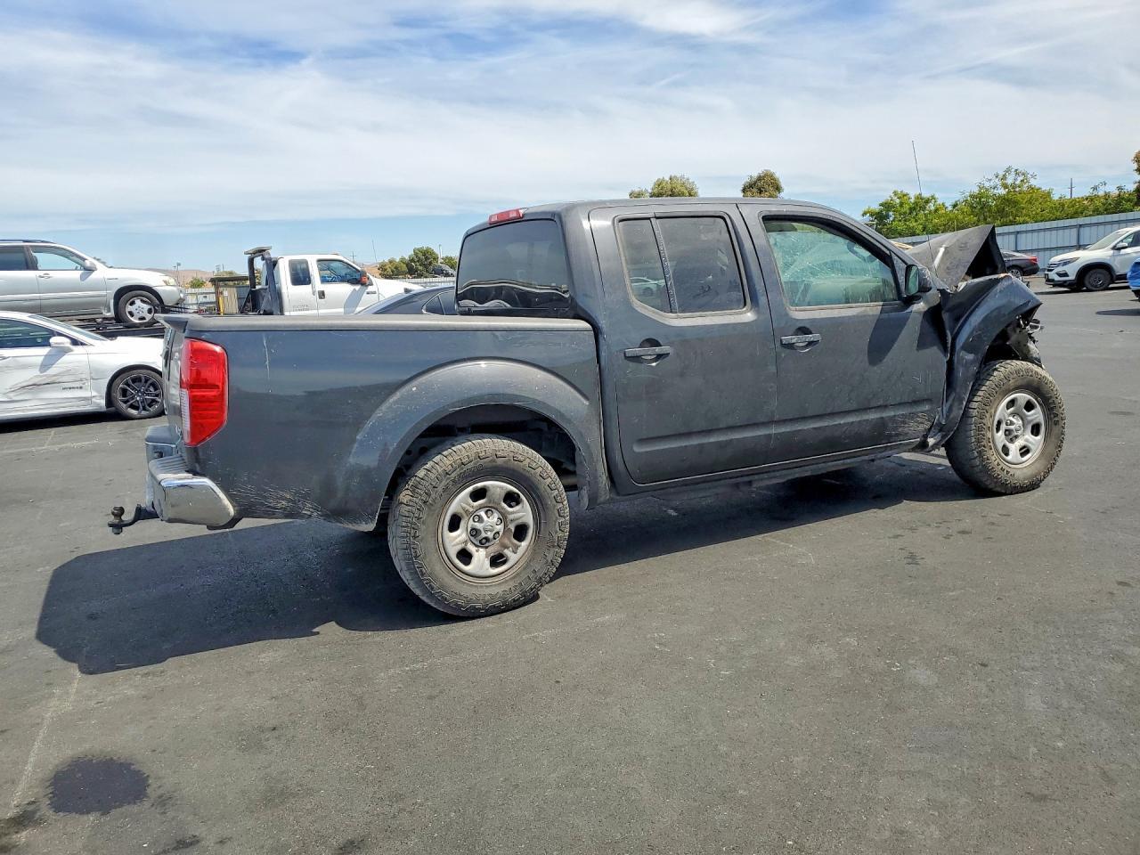 2013 Nissan Frontier S - Фото 3