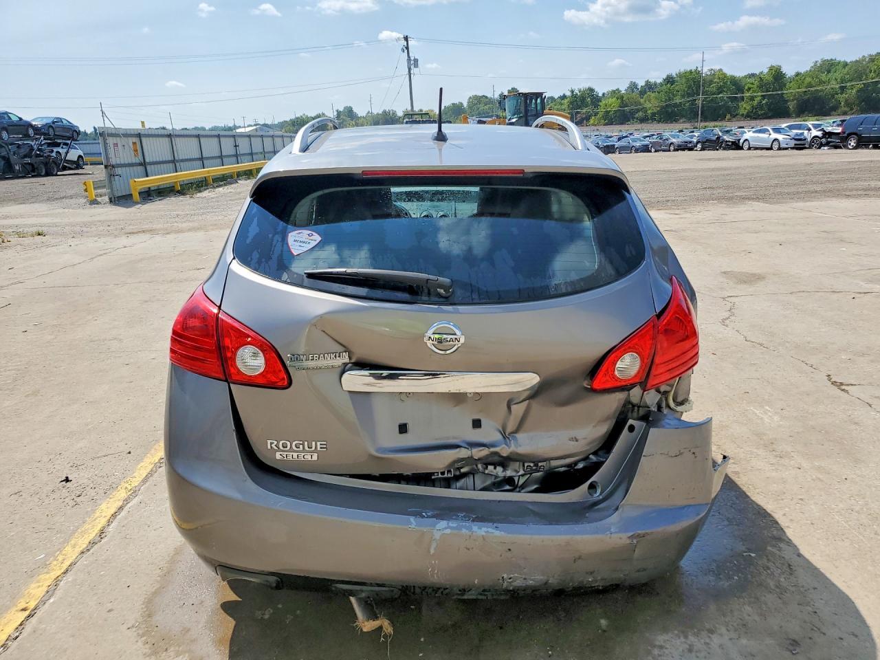 2015 Nissan Rogue Select S - Фото 6
