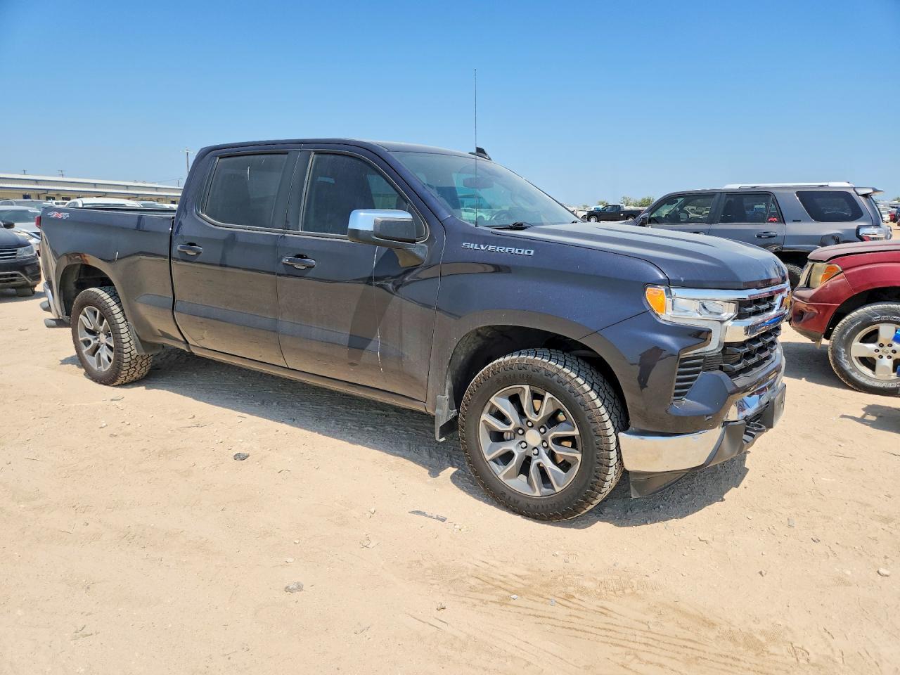 2022 Chevrolet Silverado K1500 Lt - Фото 4