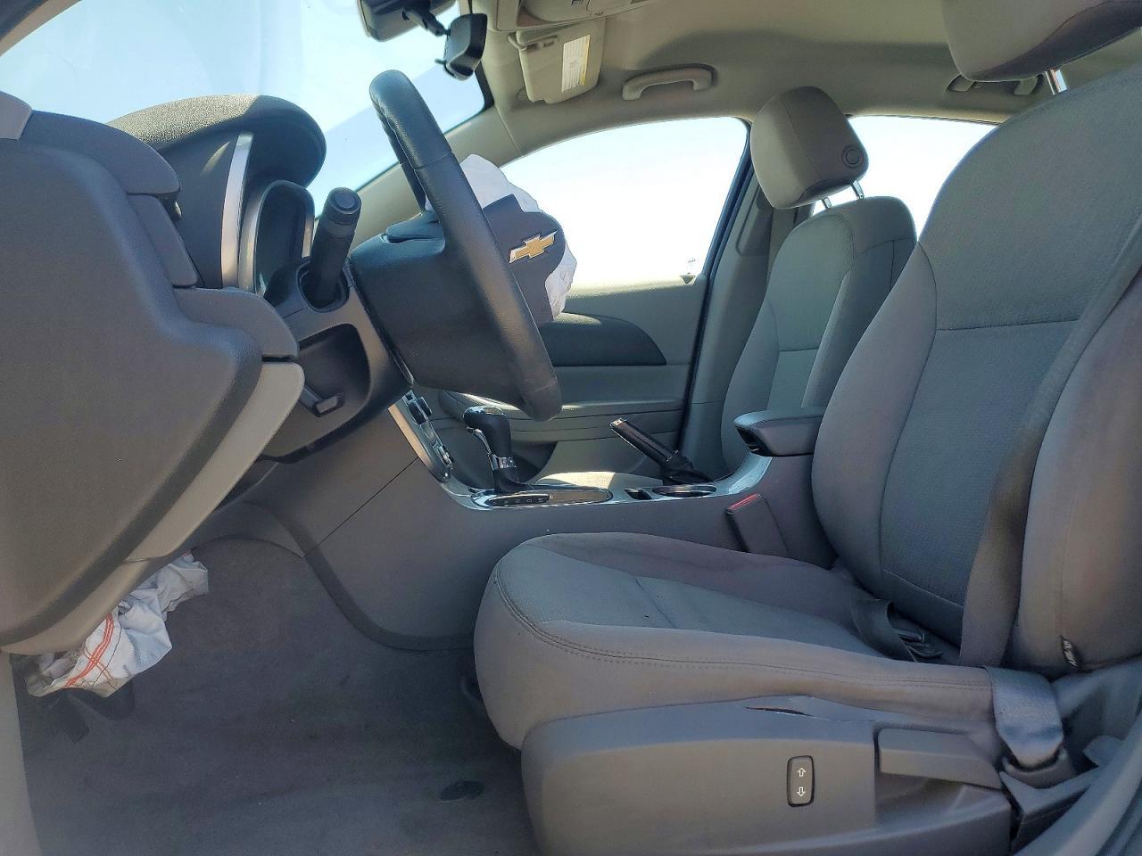 2015 Chevrolet Malibu Ls - Фото 7