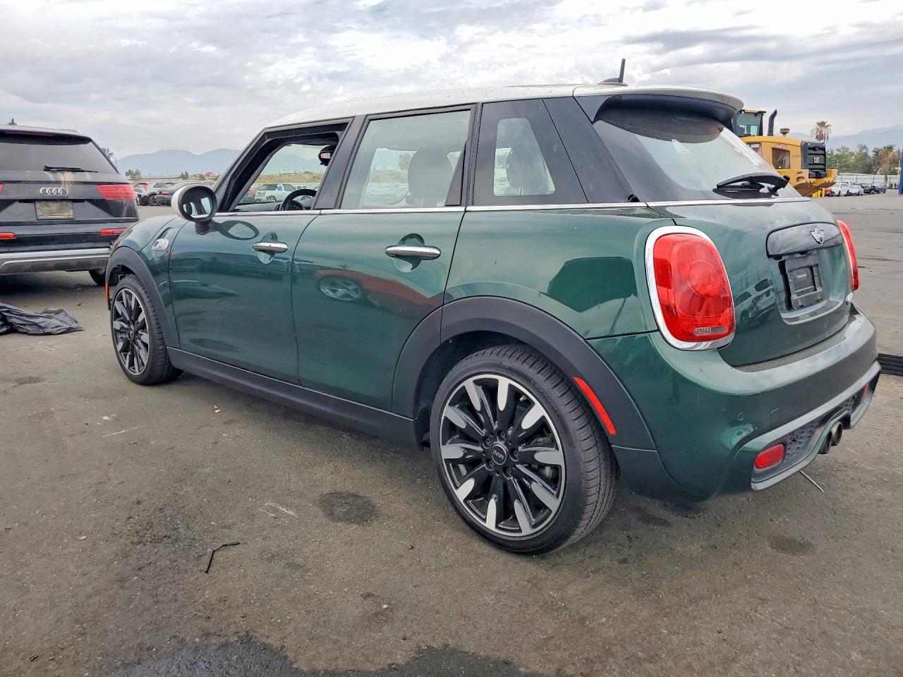 2018 Mini Cooper Countryman S - Image 2