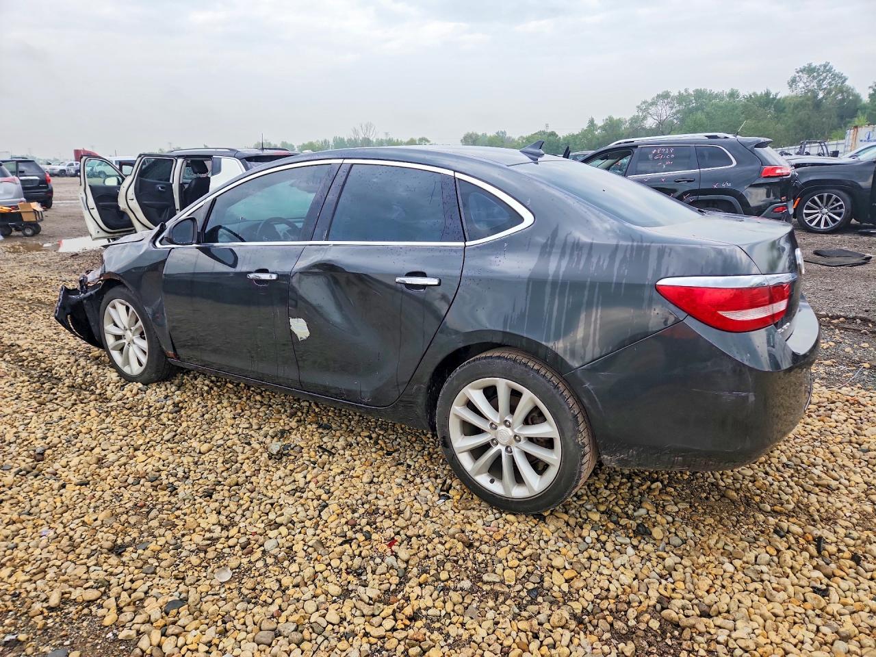 2014 Buick Verano Convenience - Фото 2