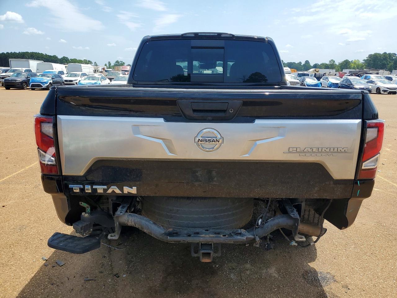 2020 Nissan Titan Platinum Reserve - Фото 6