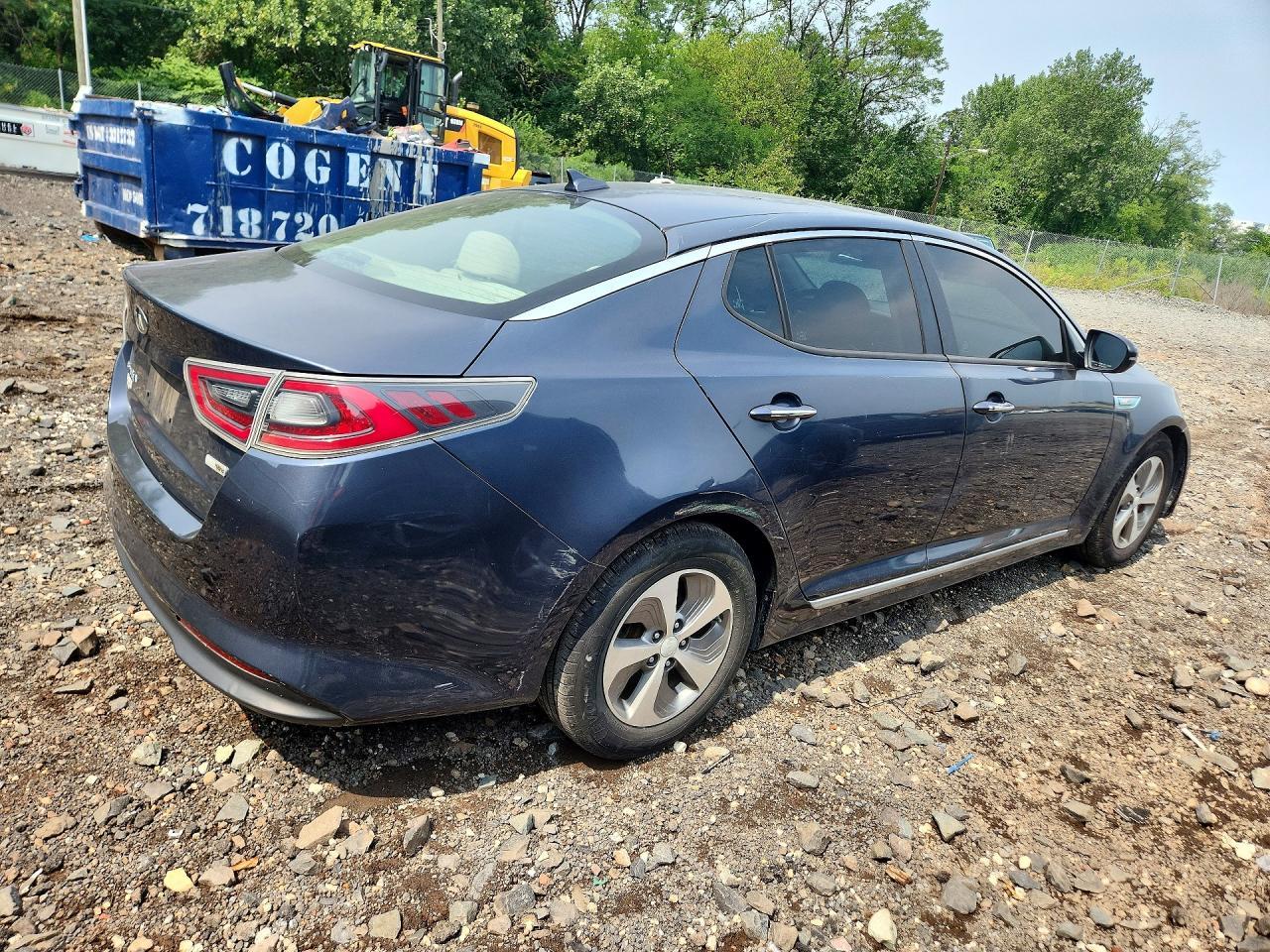 2015 Kia Optima Hybrid - Image 3