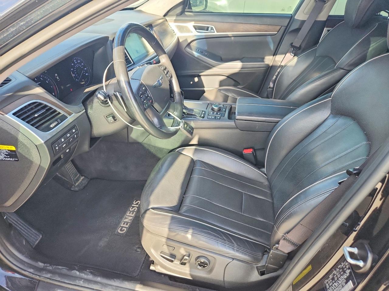 2017 Genesis G80 3.8 - Фото 7