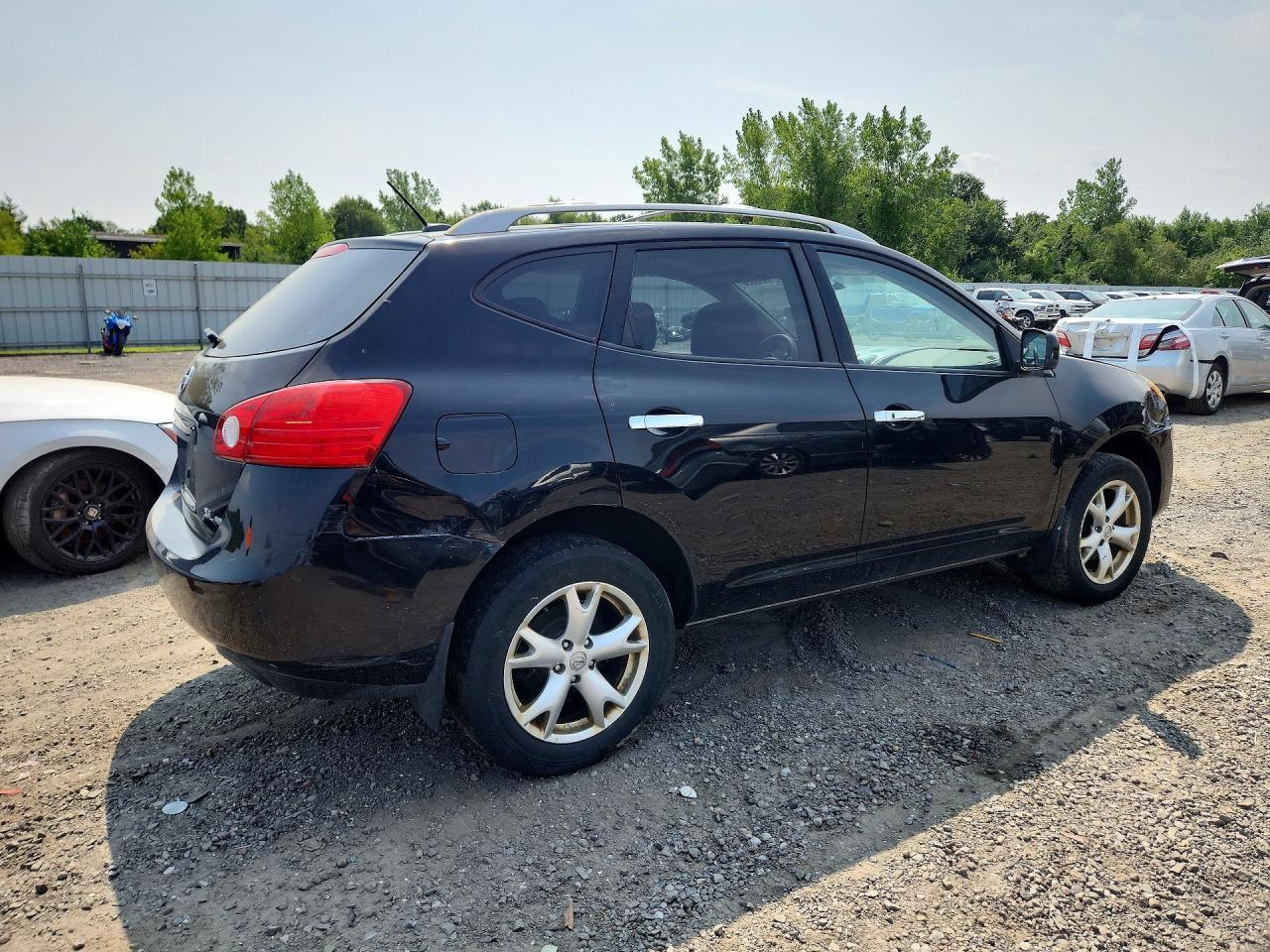 2010 Nissan Rogue S - Фото 3