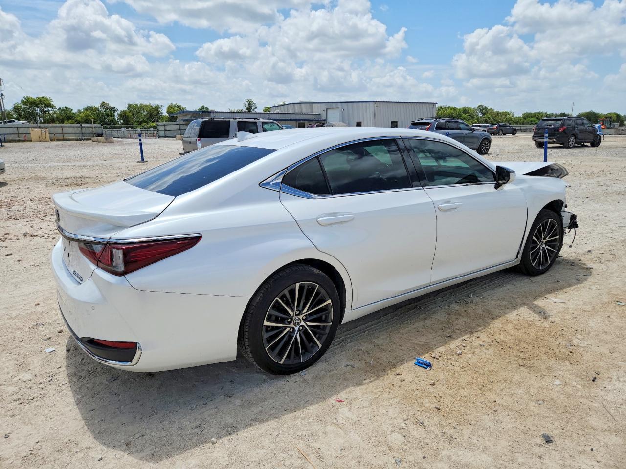 2023 Lexus Es 300H Base - Фото 3