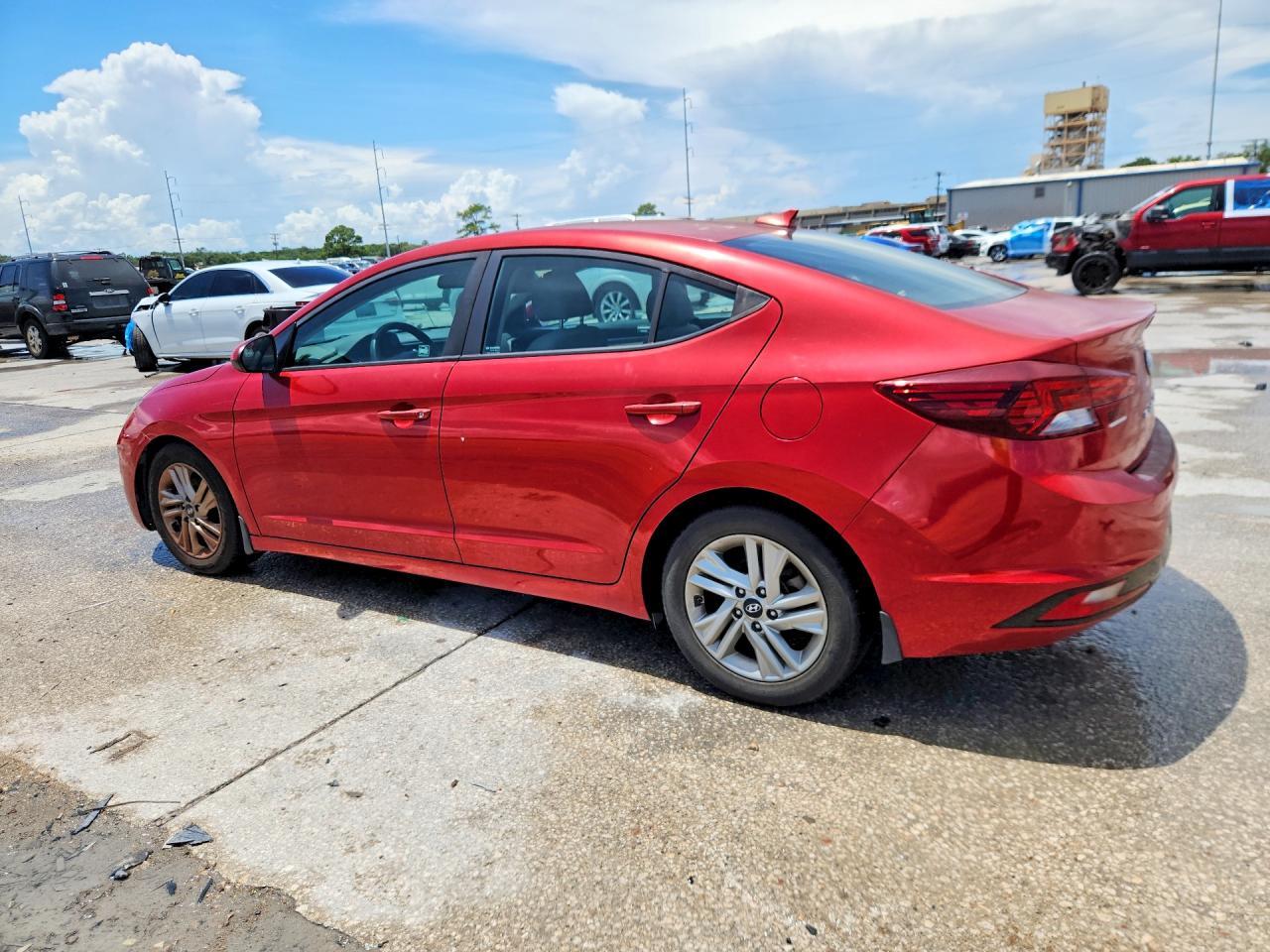 2019 Hyundai Elantra Sel - Image 2