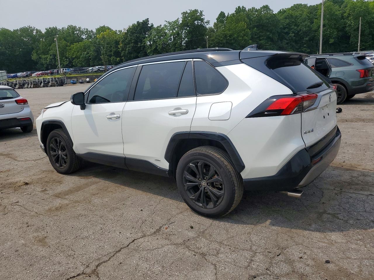 2025 Toyota Rav4 Xse - Image 2