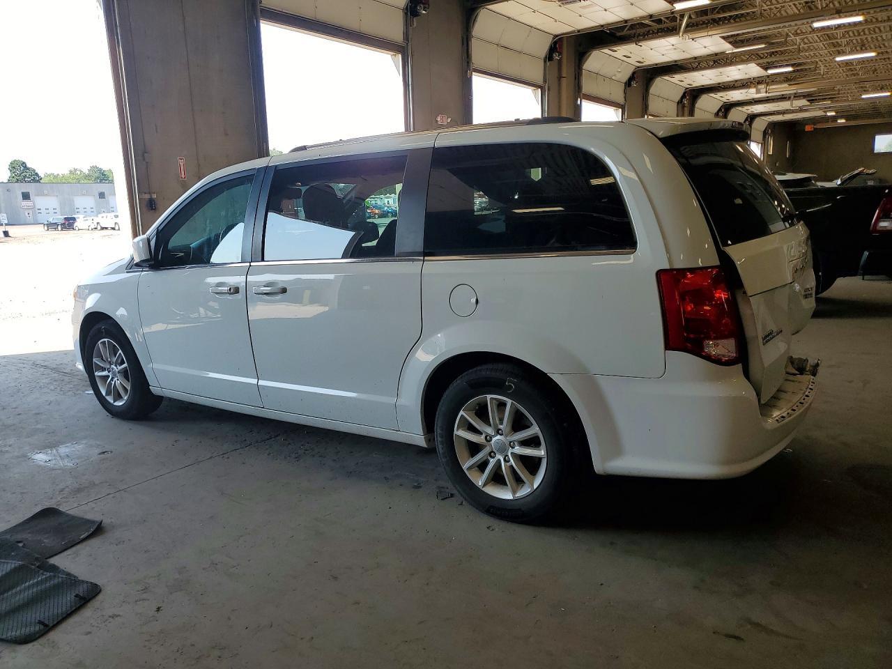 2019 Dodge Grand Caravan Sxt - Фото 2