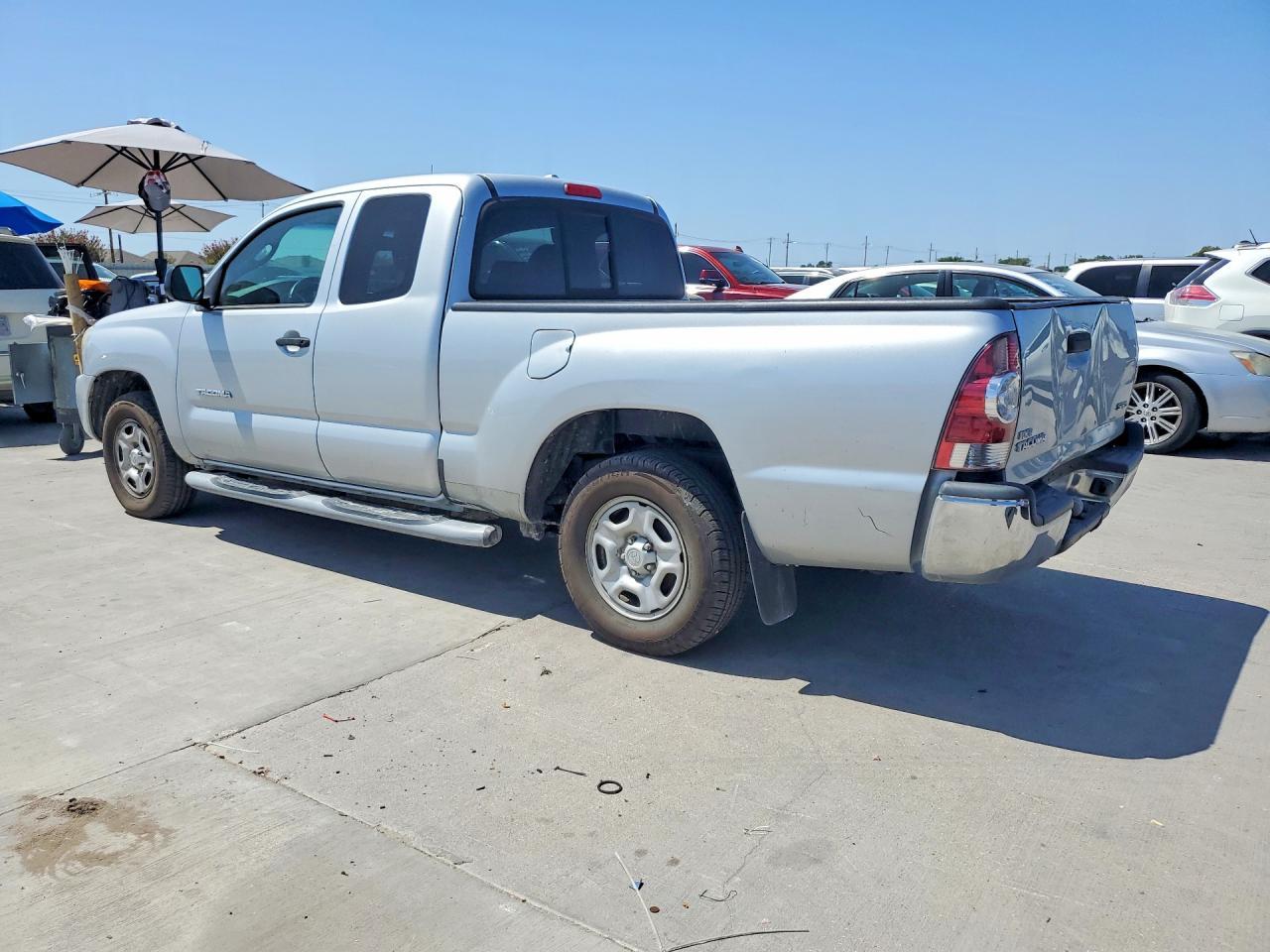 2009 Toyota Tacoma Access Cab - Image 2