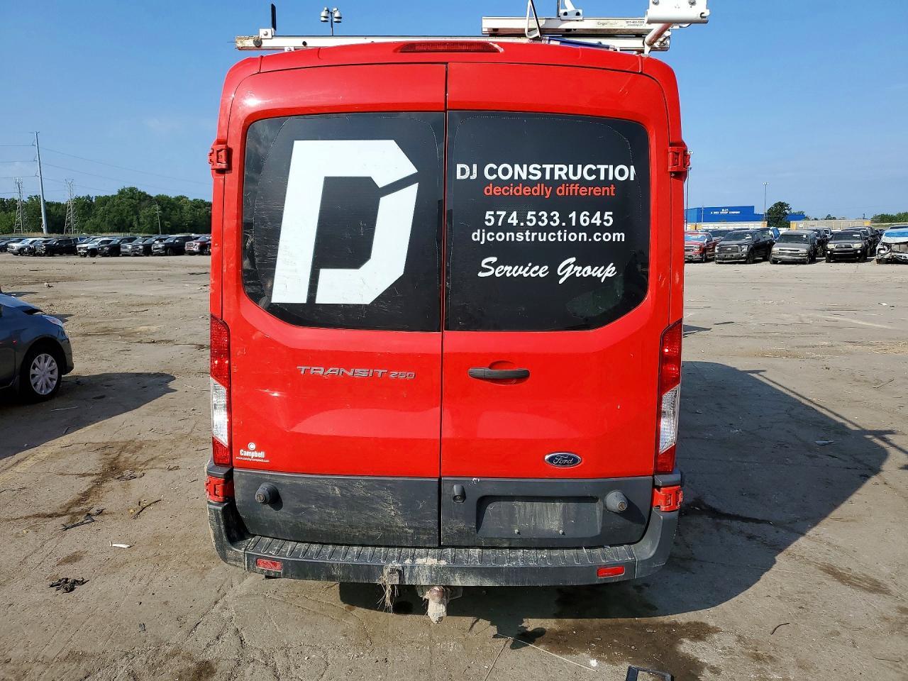 2017 Ford Transit T-250 - Image 6