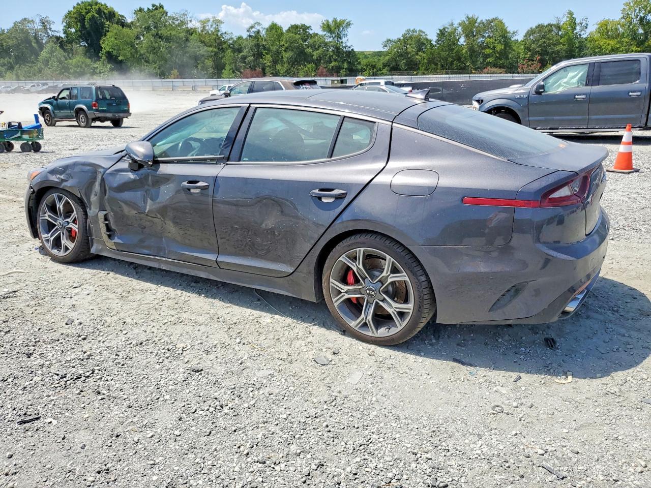 2020 Kia Stinger Gt1 - Фото 2