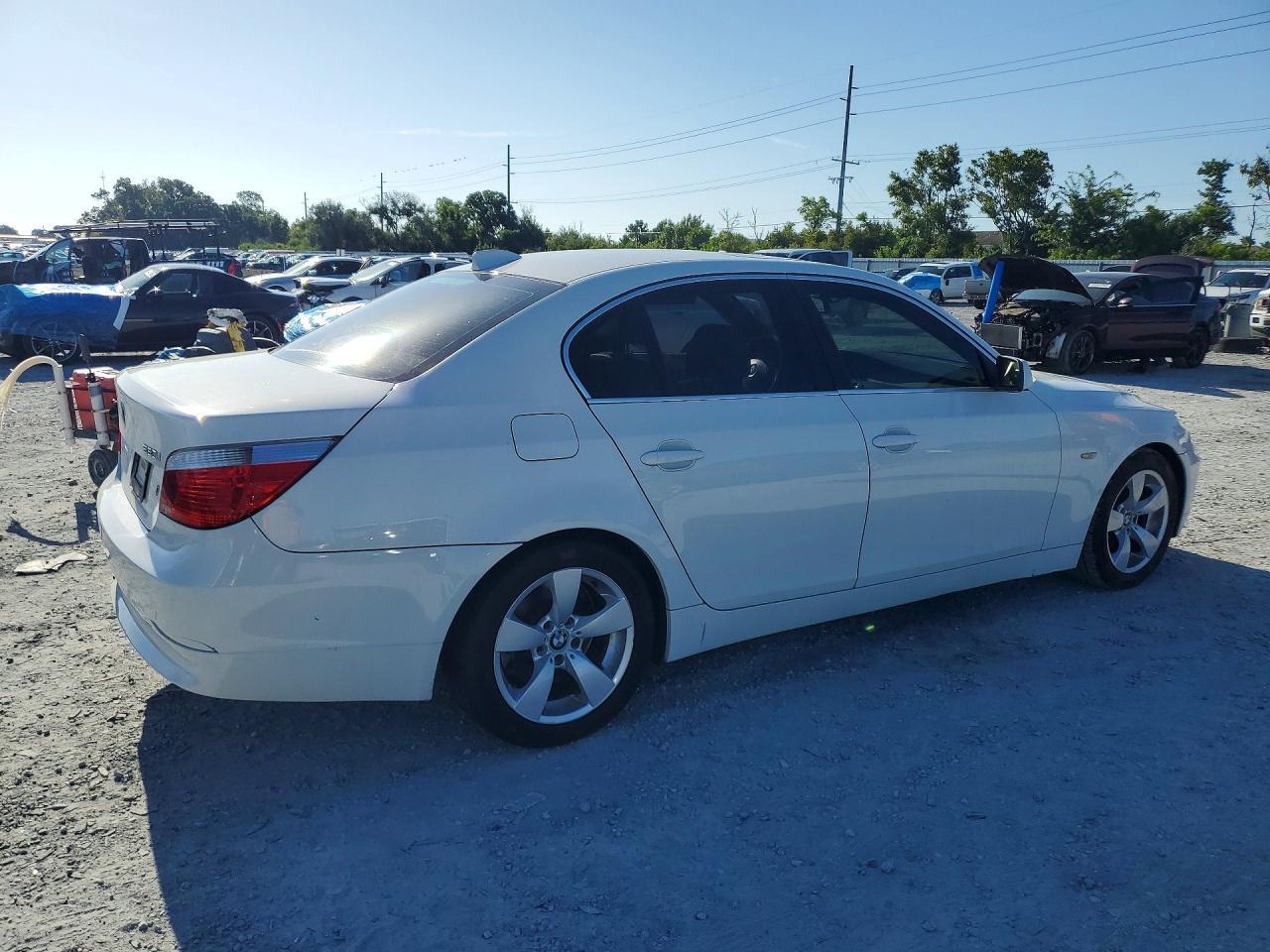 2005 BMW 530 I - Image 3
